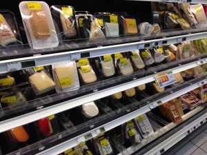 ニューカレドニアで売っているチーズたち